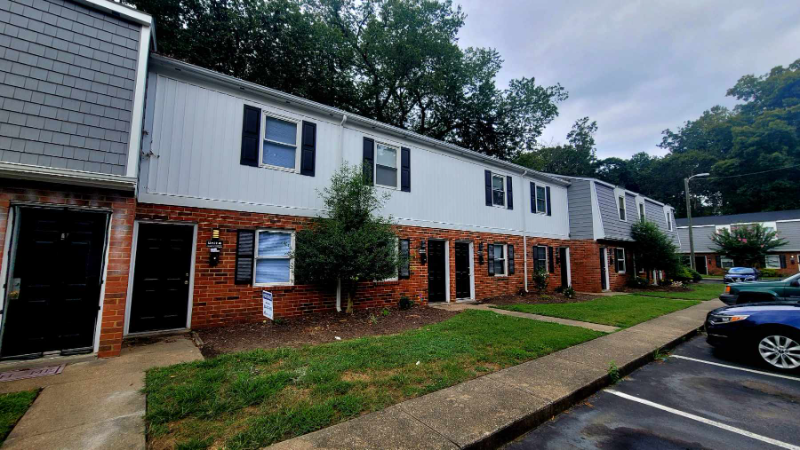Henrico Townhome: 1708 Carlisle Ave
