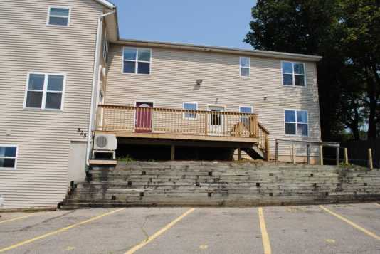 Kalamazoo Apartment: 525 Sprague Ave