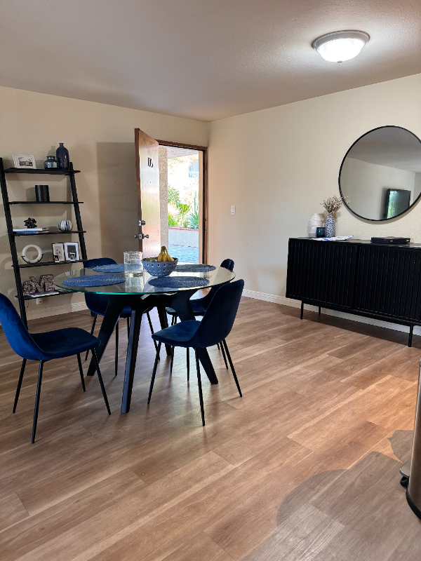 Los Angeles Apartment: 2425 Purdue