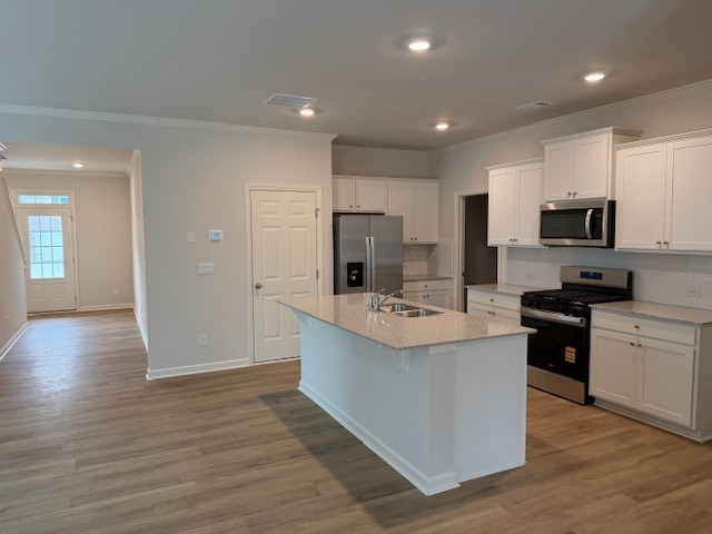 Dallas House: 991 Lost Creek Pkwy