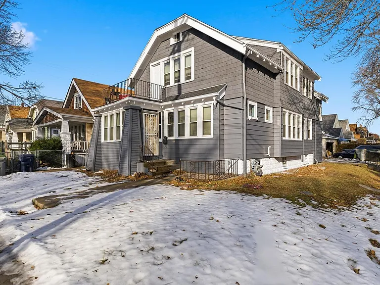 milwaukee Multiplex: 1902 w nash