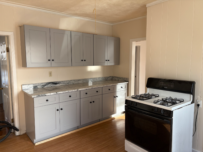 Gloucester Multiplex: 15 Riggs Street Apt. 1