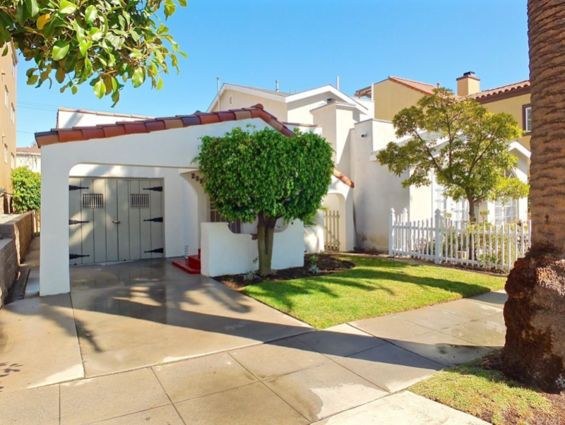 LONG BEACH House: 218 Granada Ave