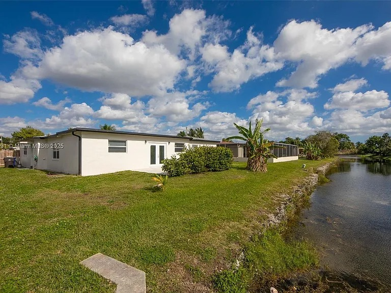 Fort Lauderdale House: 5030 NW 41st Ct