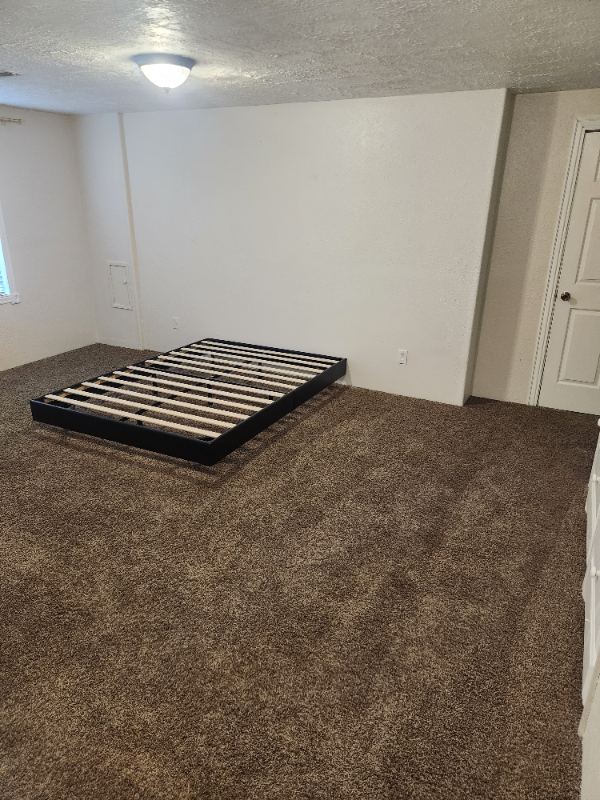 salt lake city House: 1846 n stallion lane