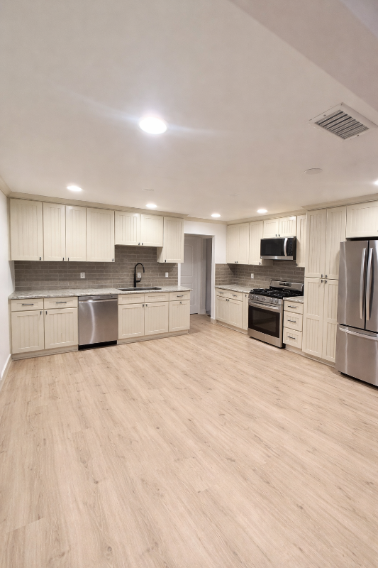 Long Beach Multiplex: 442 E. 44th Cir