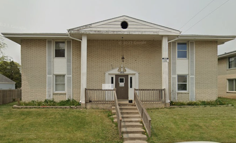 Racine Apartment: 1802 Grange Ave