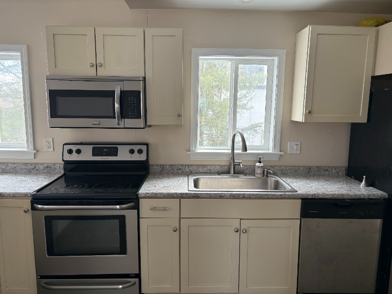 Lisbon Multiplex: 253 Lisbon St