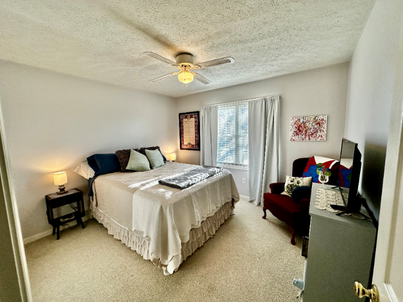 Staunton House: 313 Yount Ave