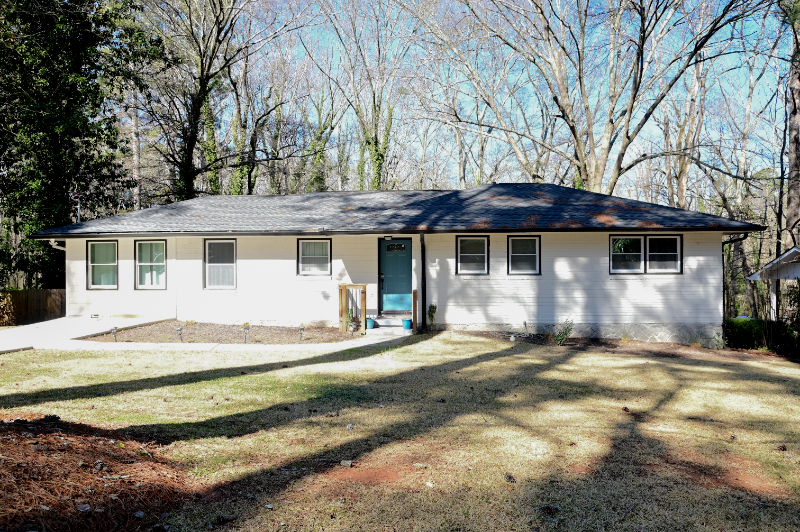 Atlanta House: 1771 Dodson Dr Sw
