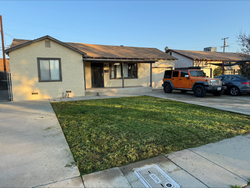 Merced House: 1690 Almond Ave