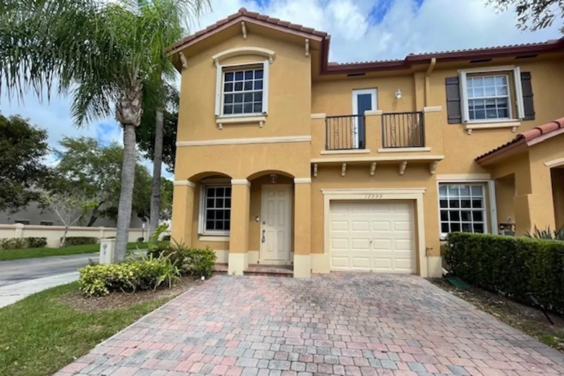 Miami Townhome: 19222 SW 133rd St.
