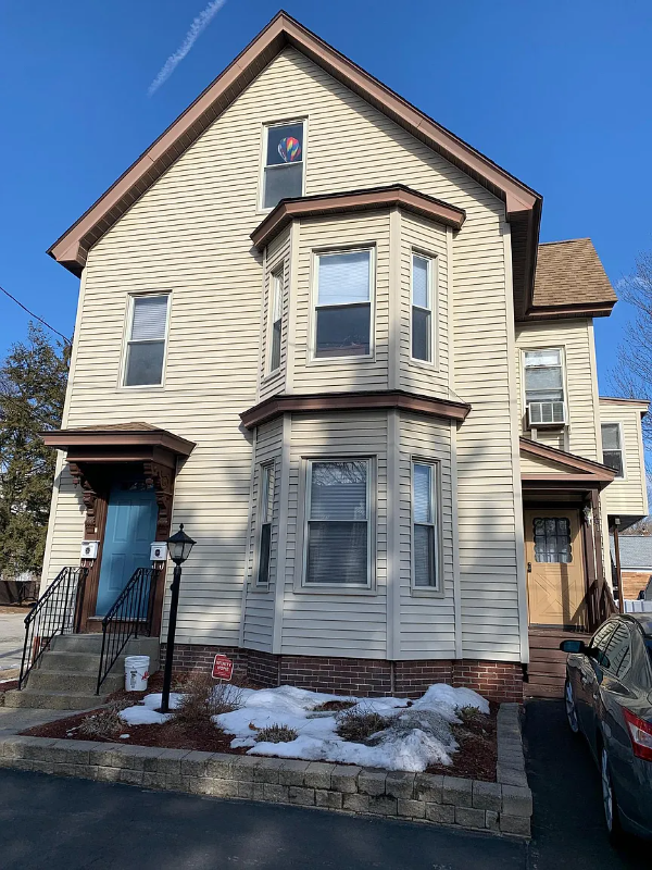 Manchester Multiplex: 61 C St