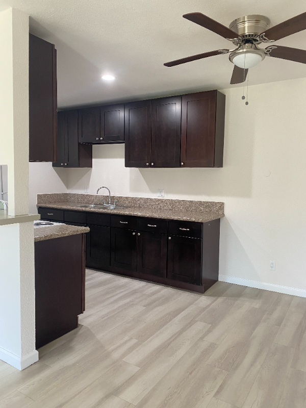 El Cajon Apartment: 945 Estes St