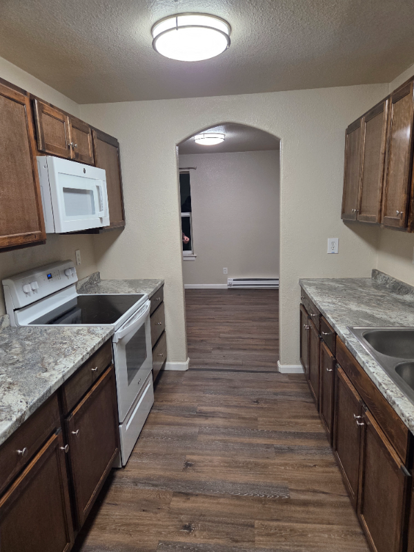 Roundup Multiplex: 301 3rd St W