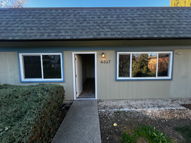 Pleasanton Apartment: 4327 Fairlands Dr