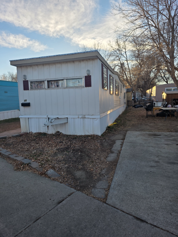 Longmont Other: 10 8th Ave