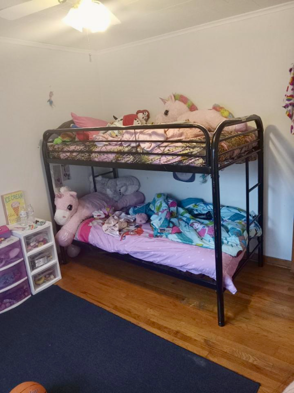 Atlantic Apartment: 1405 Chestnut Street