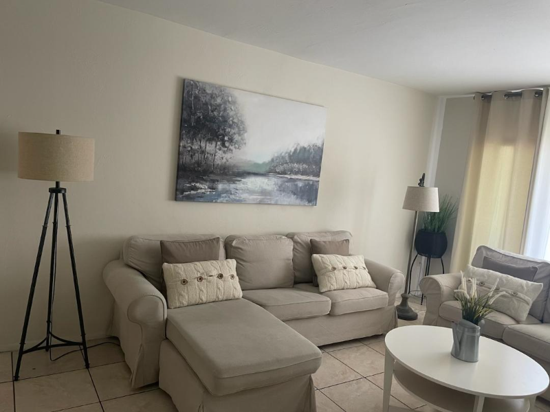 Miami Condo: 13923 SW 90th Ave