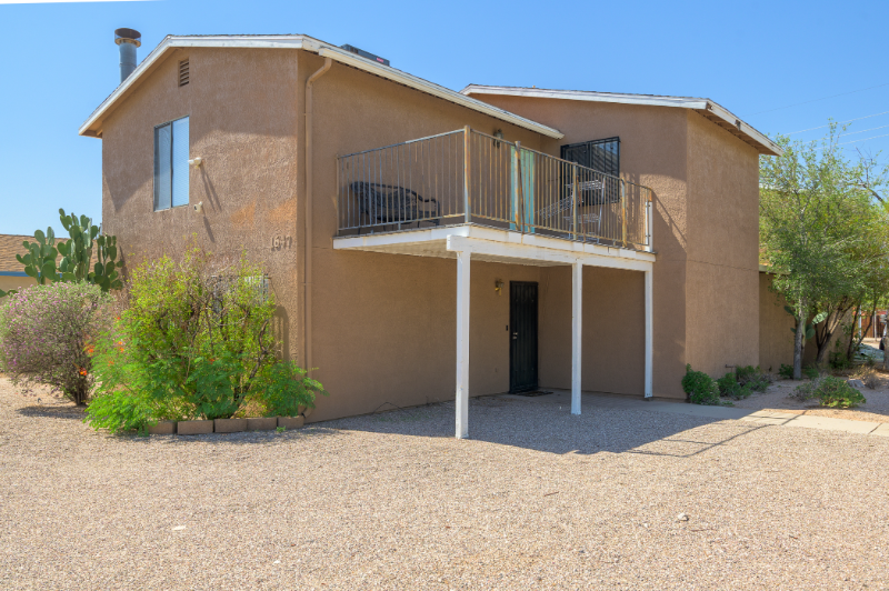 Tucson Townhome: 1649 E Lester St