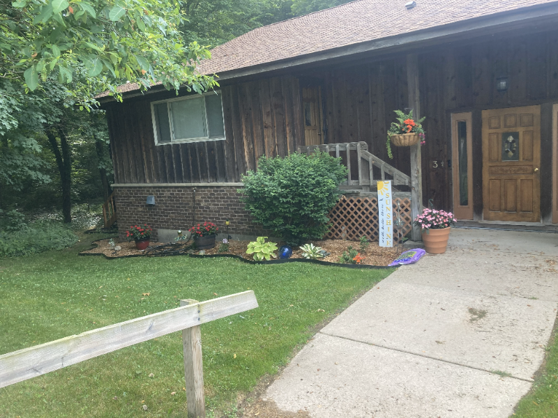 Berrien Center Apartment: 6257 Smith Rd