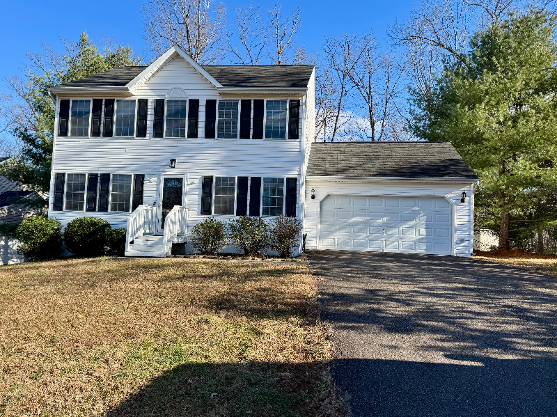 Fredericksburg House: 9519 Dabney Ct