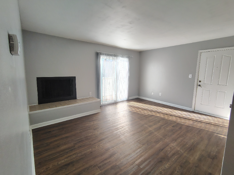 Lynchburg Apartment: 600 Reusens Road