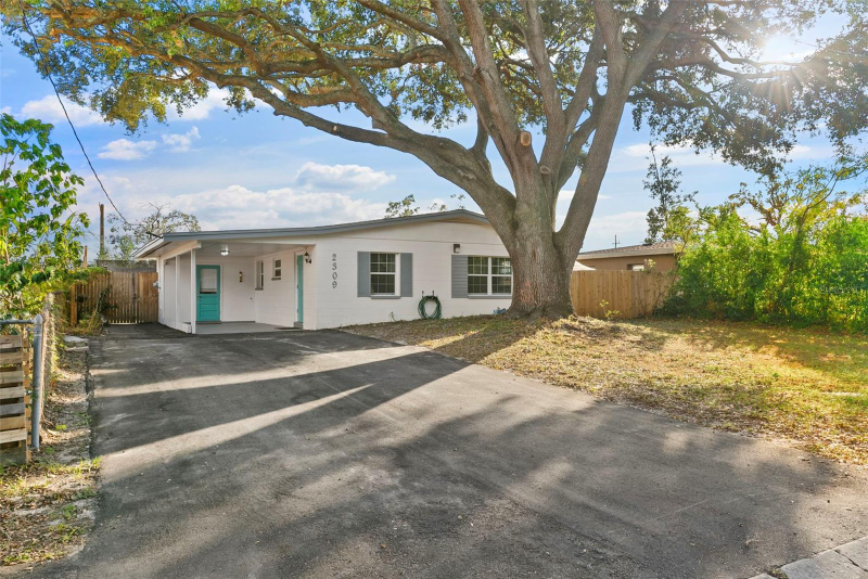 Tampa House: 2309 E LIBERTY ST