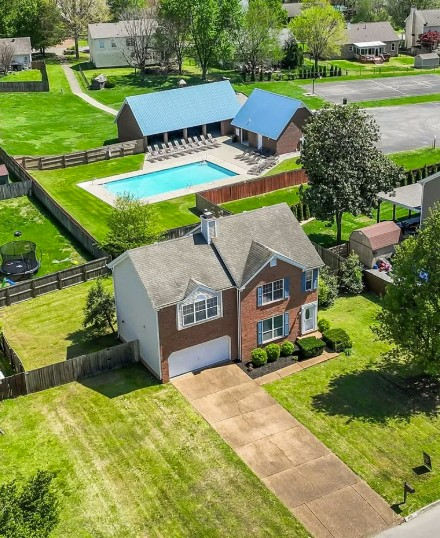 Spring HIll House: 1680 Witt Hill Dr.