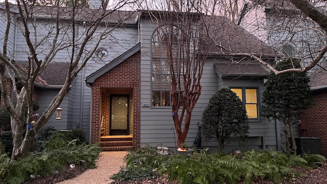 Williamsburg Townhome: 305 Archers Mead