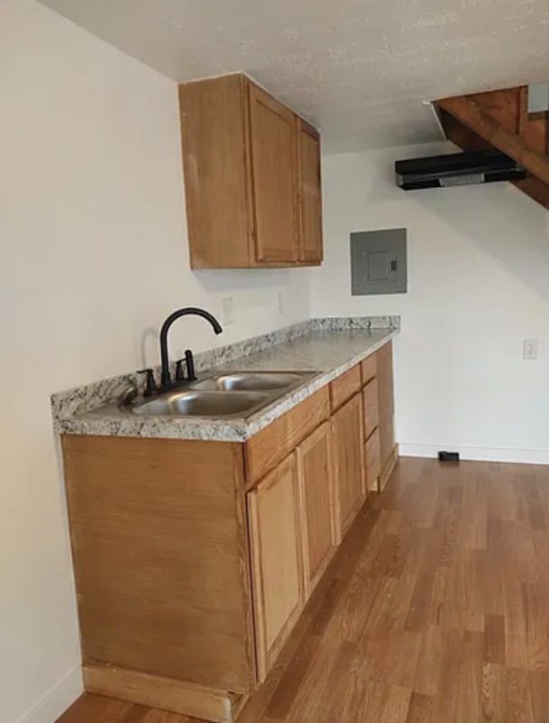 wartburg Condo: 139 Alvin Bullen rd