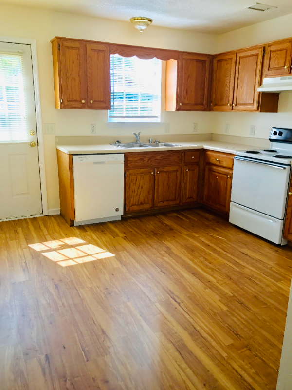 Franklin Townhome: 805 Mark street