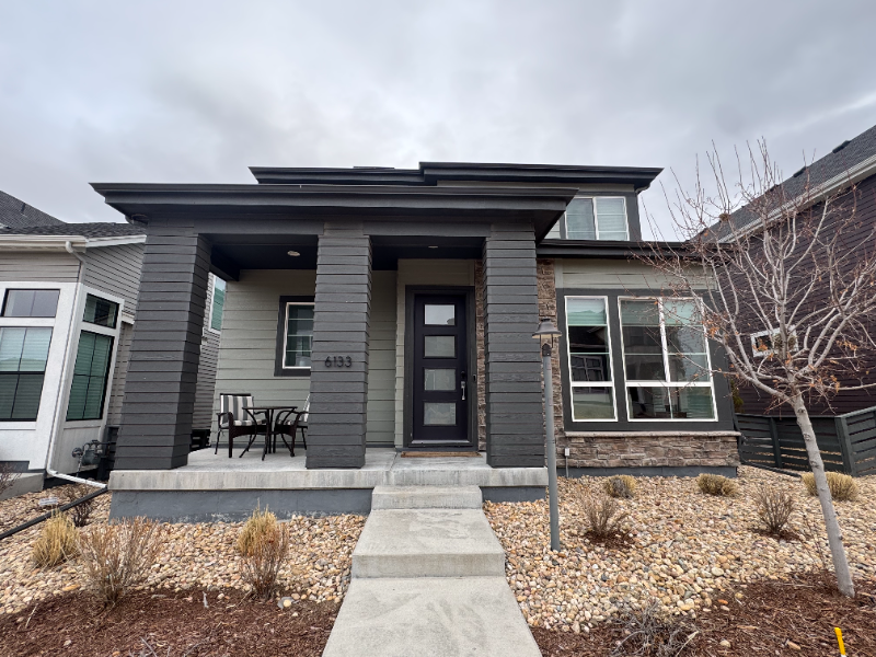 Castle Pines House: 6133 Stable View St