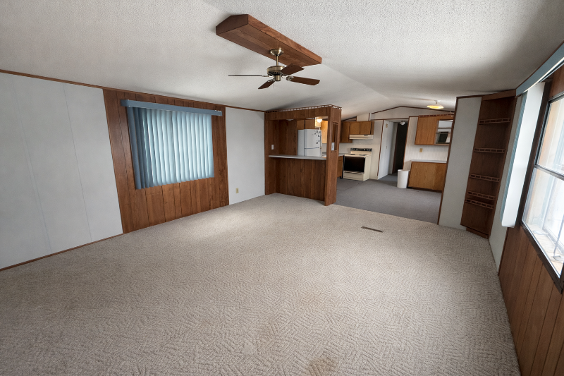 Holmen House: 7 Commerce St