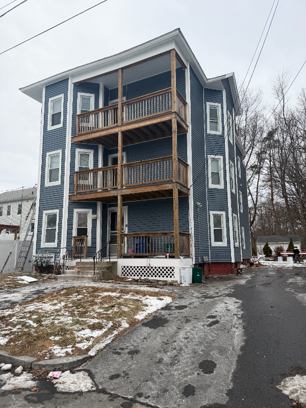 Worcester Apartment: 50 Abington Street