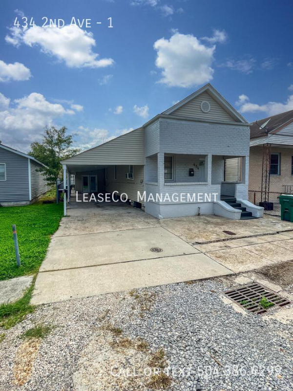 Harvey House: 434 2nd Avenue