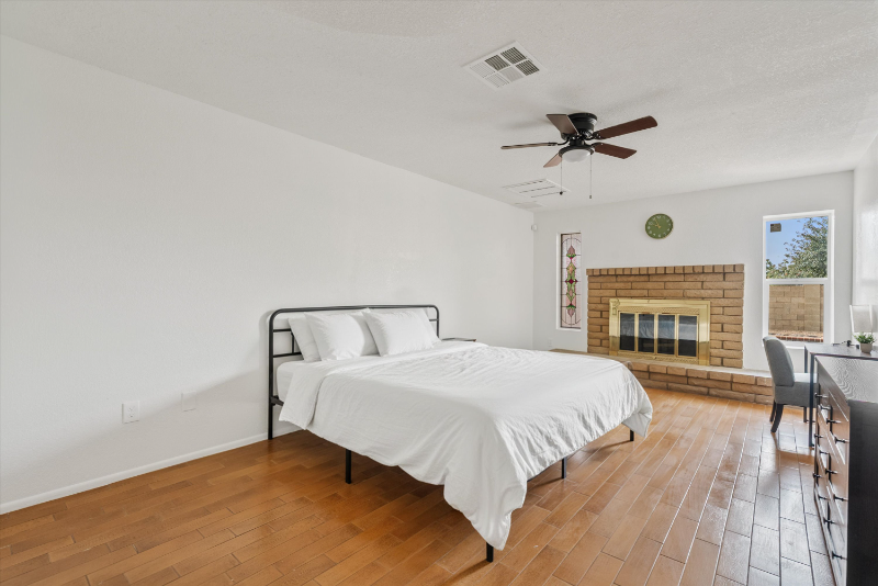 Glendale Apartment: 9632 N 58th Ln