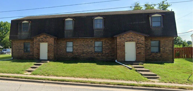 East Saint Louis Apartment: 1524 Jerome Ln