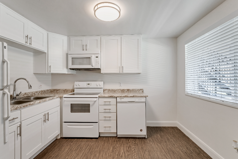 Millcreek Apartment: 2115 E 3300 S