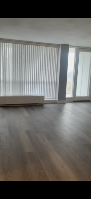 Chicago Condo: 601 East 32nd Street