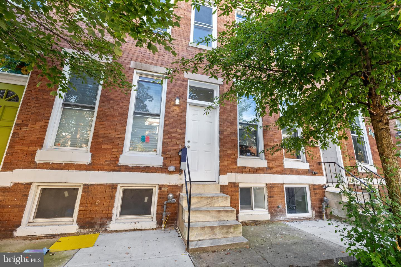 Baltimore House: 431 Whitridge Ave