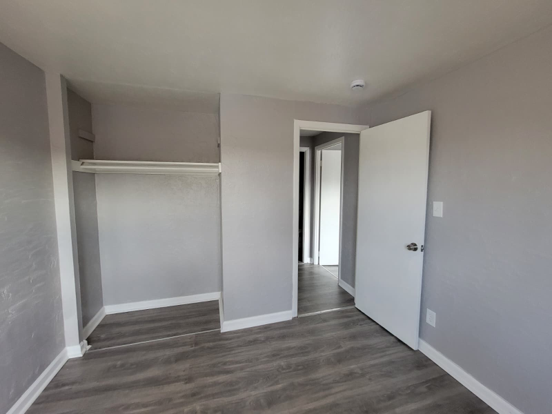 East Cleveland Apartment: 1819 Garfield Rd