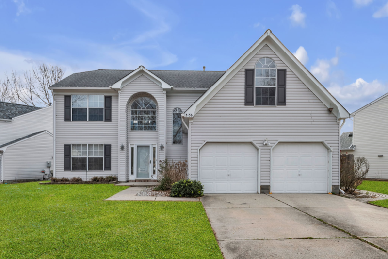 Virginia Beach House: 3136 Sacramento Dr