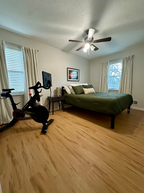 Louisville House: 1018 Sir Lancelot Ln