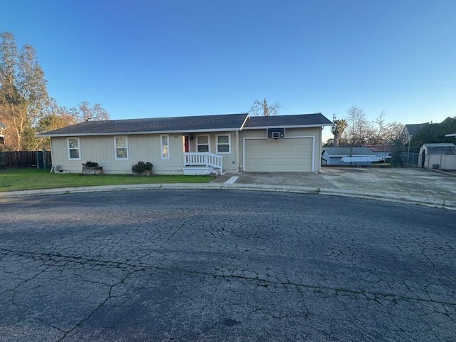 Ione House: 20 Wilda Court