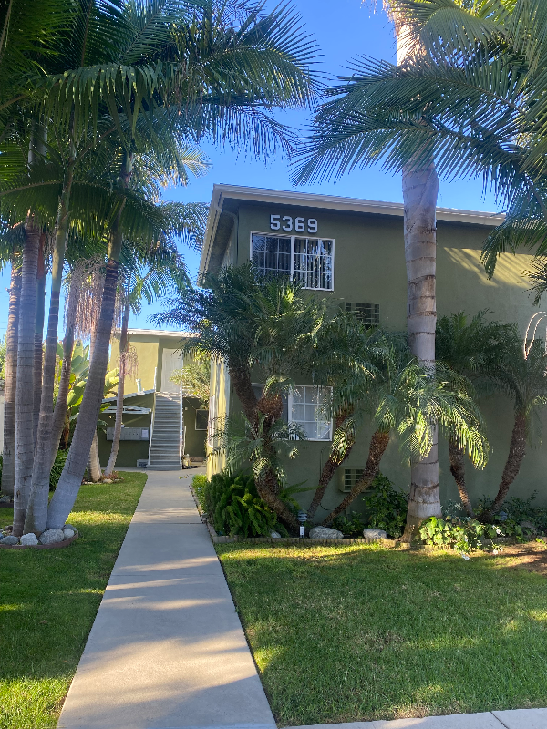 Los Angeles Apartment: 5369 Inglewood blvd