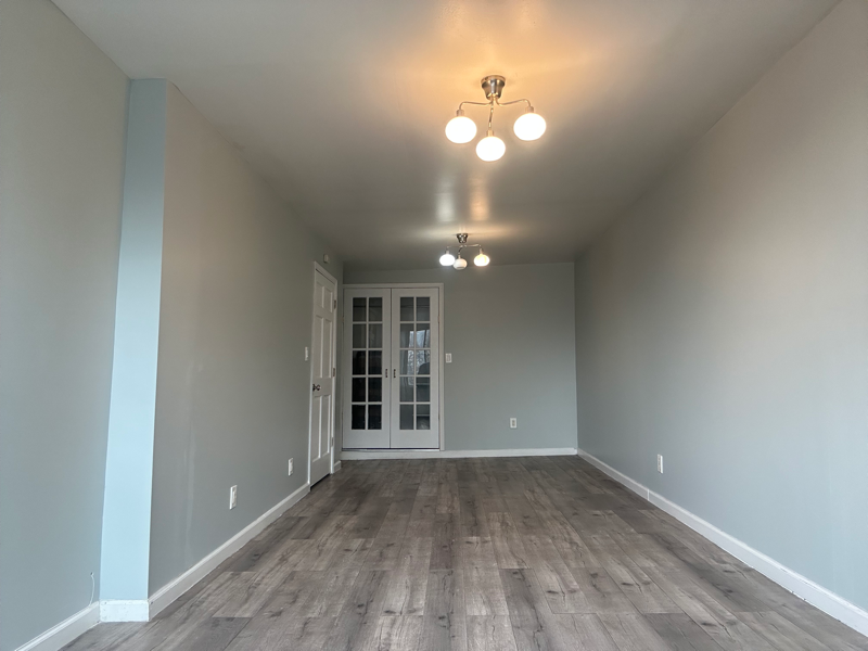 Brooklyn Townhome: 188 Cornelia St.