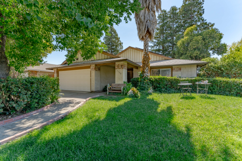 Sacramento House: 1130 Rudger Way