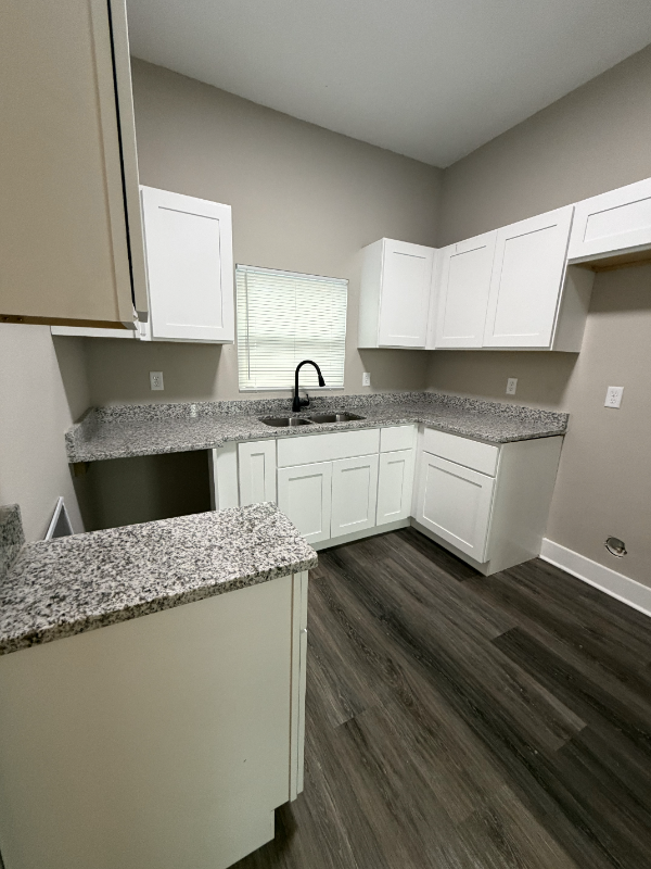 Jacksonville House: 1915 Phoenix Avenue