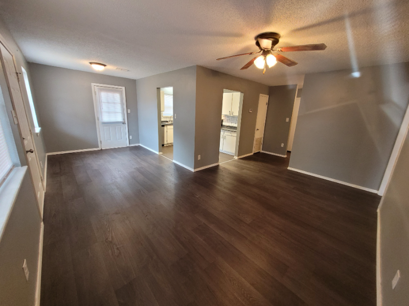 Van Buren Multiplex: 1601 N Hills Blvd